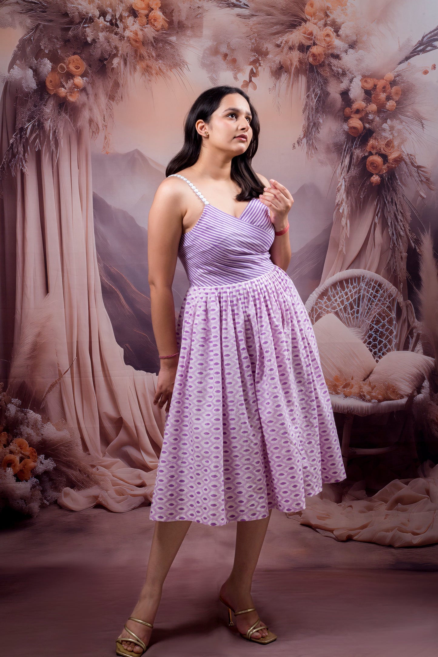 Violet Daydream Midi Dress in Lavender